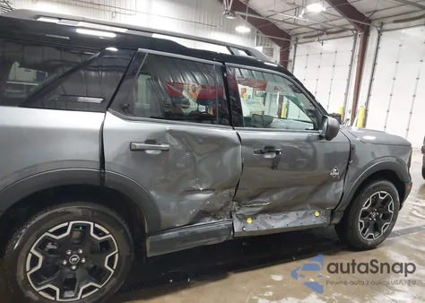 2025 Ford Bronco Sport Outer Banks z USA, uszkodzony, nr VIN 3FMCR9CN4SRF18254